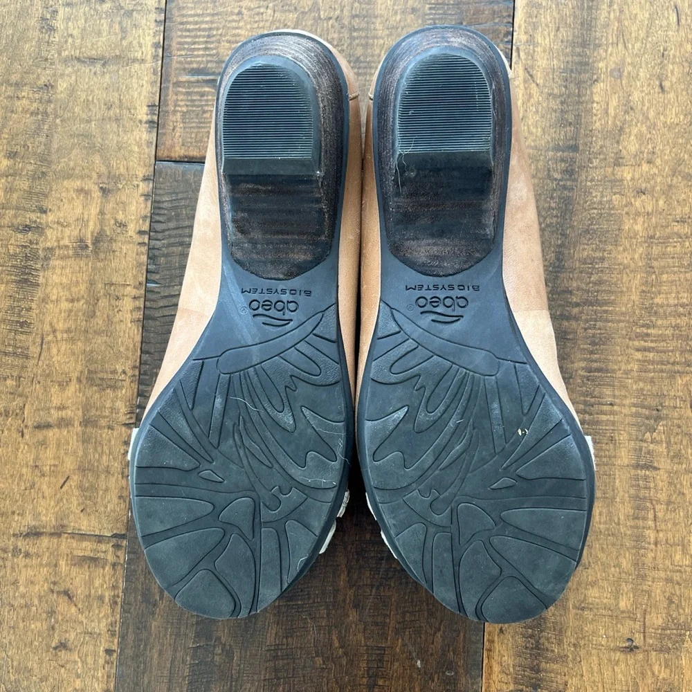 Abeo B.I.O. System Nellie brown leather pumps with round toes, low wedge heels